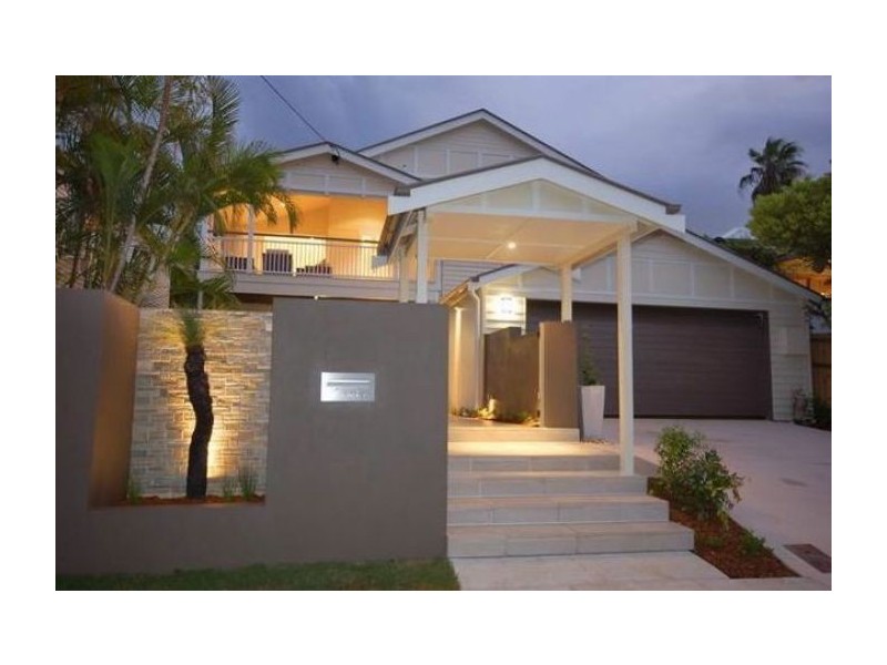 77 Barlow Street, Clayfield QLD 4011