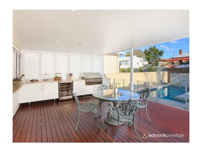 77 Barlow Street, Clayfield QLD 4011