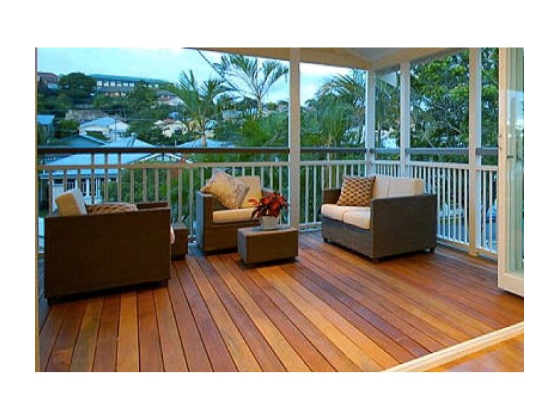 77 Barlow Street, Clayfield QLD 4011