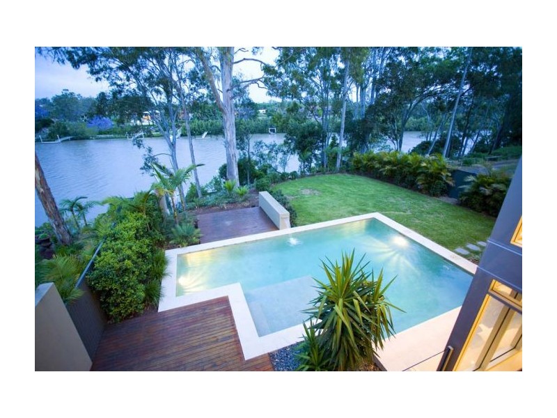 31 Kingfisher Pl, Kenmore QLD 4069