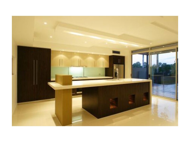 31 Kingfisher Pl, Kenmore QLD 4069