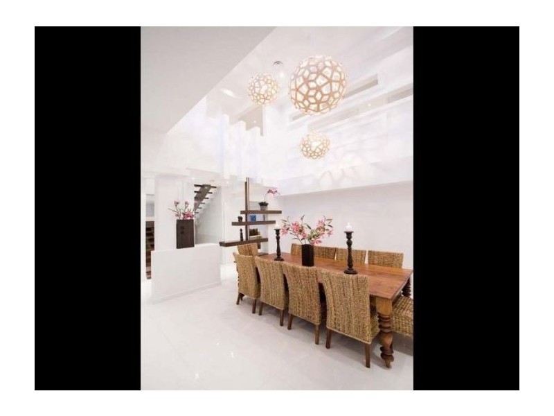 31 Kingfisher Pl, Kenmore QLD 4069