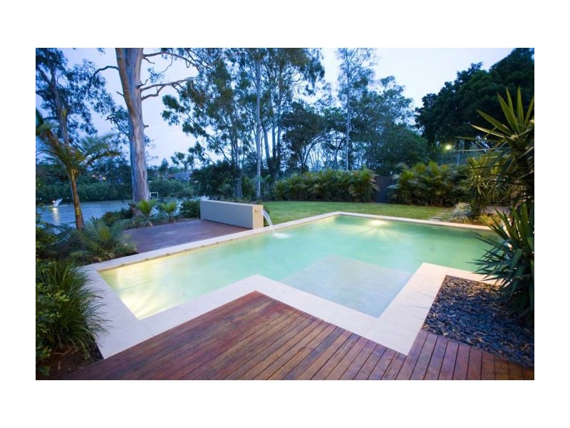 31 Kingfisher Pl, Kenmore QLD 4069