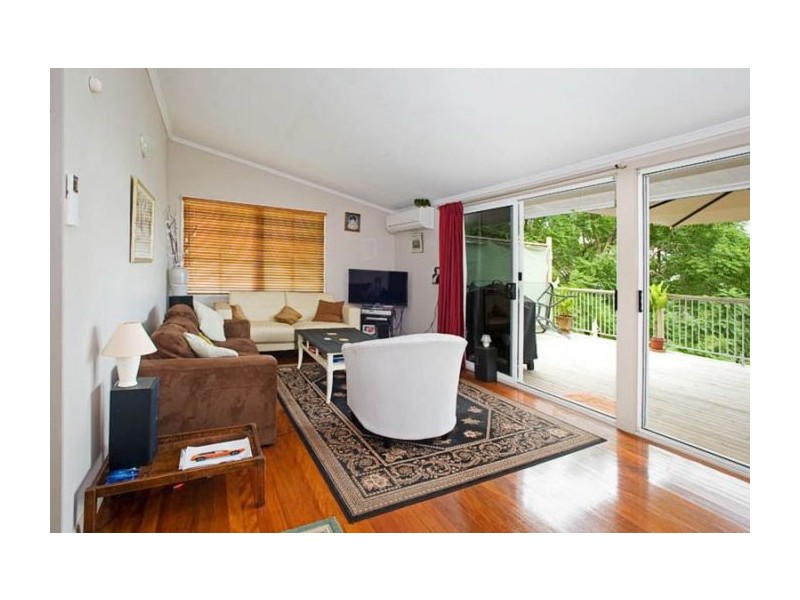 30 Derby Street, Highgate Hill QLD 4101