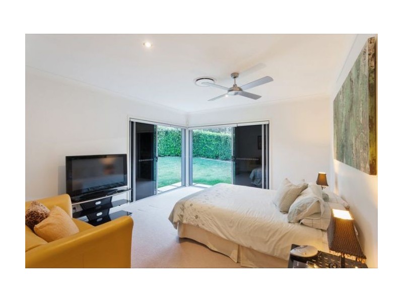 12 Barrygroves Court, Fig Tree Pocket QLD 4069
