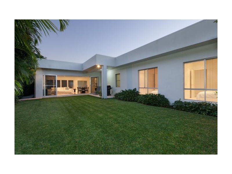 30 Castile Street, Indooroopilly QLD 4068