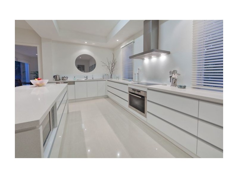 30 Castile Street, Indooroopilly QLD 4068