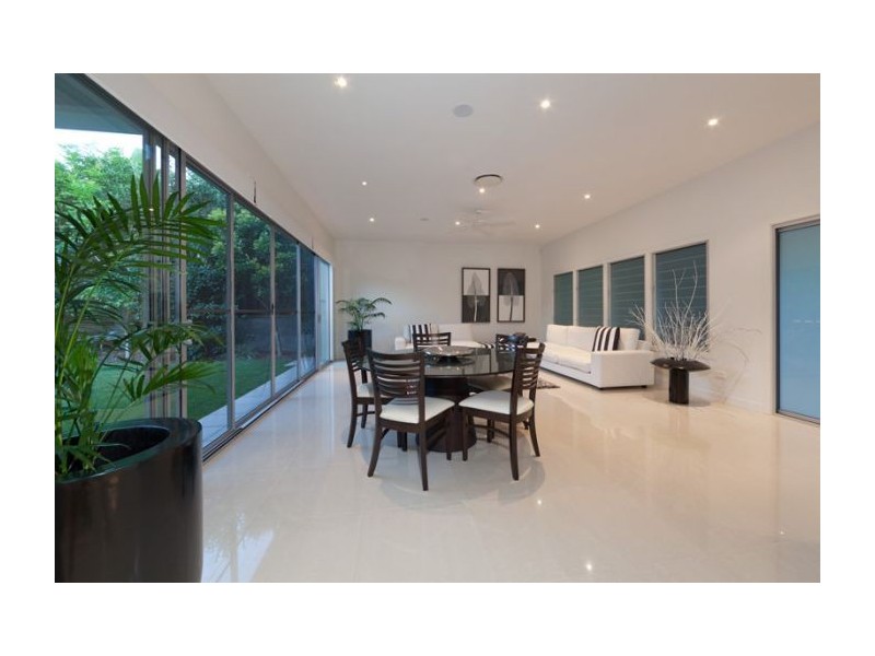 30 Castile Street, Indooroopilly QLD 4068