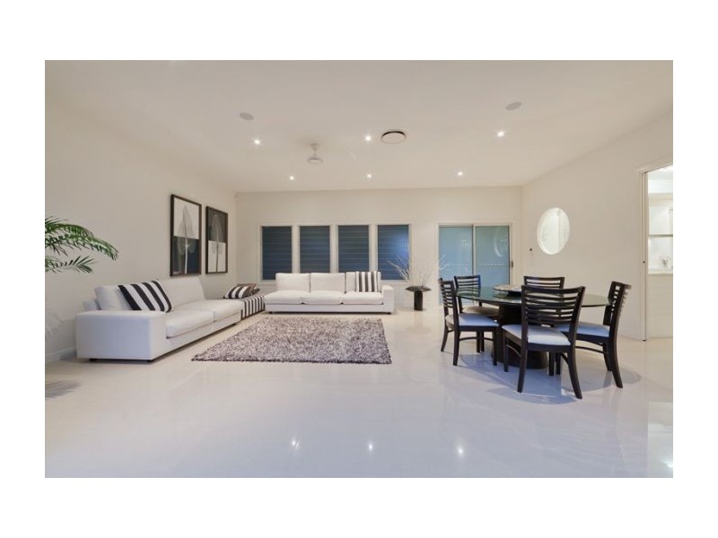 30 Castile Street, Indooroopilly QLD 4068