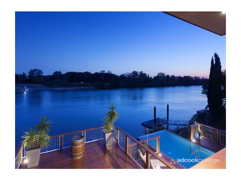39 Instow Street, Yeronga QLD 4104