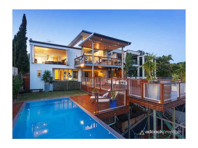 39 Instow Street, Yeronga QLD 4104