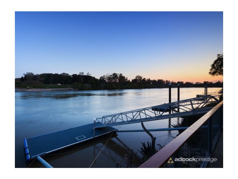39 Instow Street, Yeronga QLD 4104