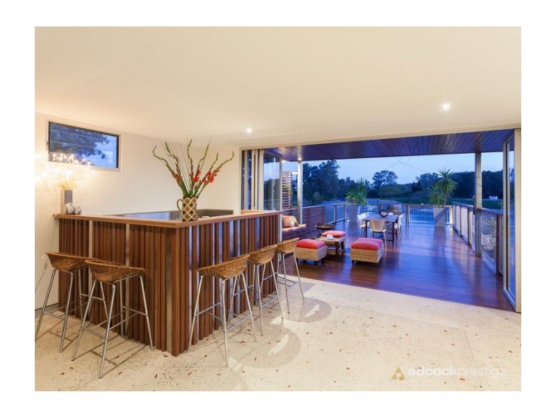 39 Instow Street, Yeronga QLD 4104