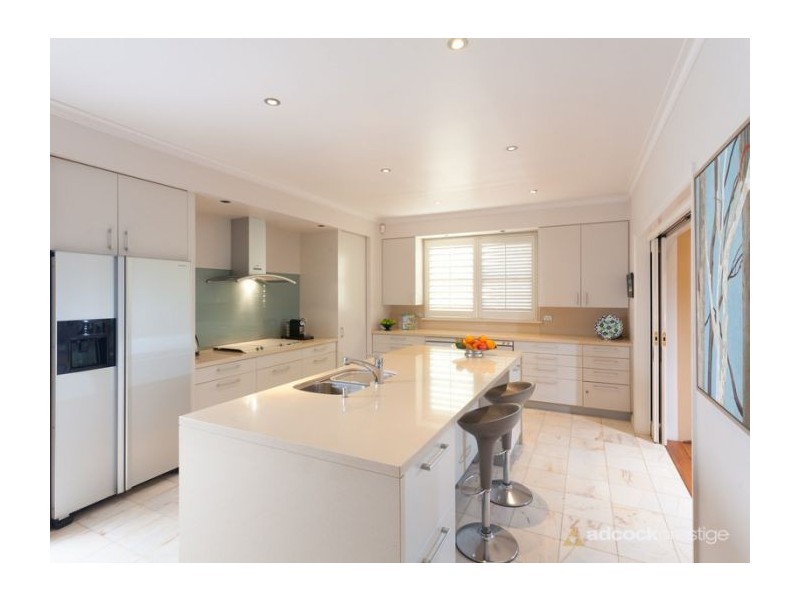 37 Laurel Avenue, Chelmer QLD 4068