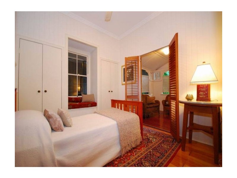 36 Morley Street, Toowong QLD 4066