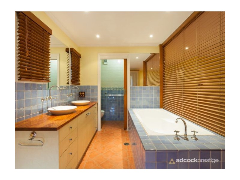 36 Morley Street, Toowong QLD 4066