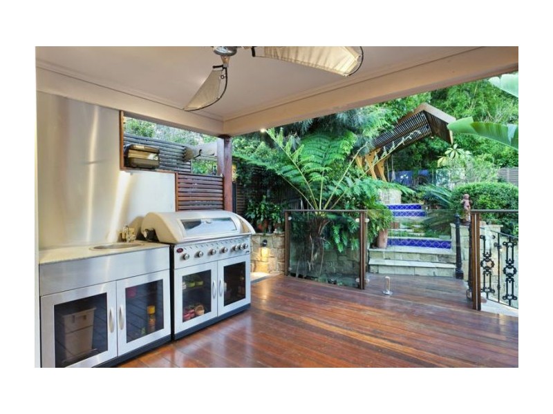 112 Fifth Avenue, Windsor QLD 4030