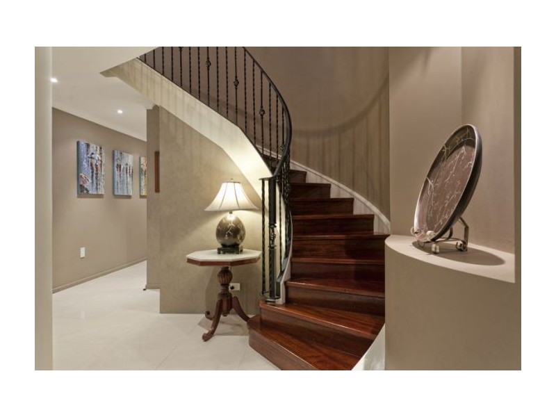 112 Fifth Avenue, Windsor QLD 4030