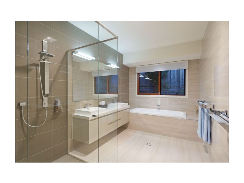 263 Jesmond Rd, Fig Tree Pocket QLD 4069