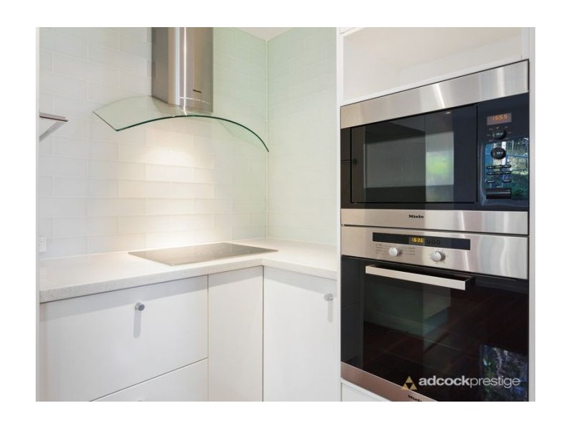 16 Paisley Street, Toowong QLD 4066