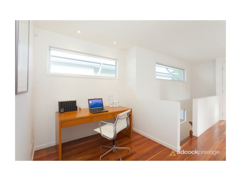 30 Teesdale Street, Corinda QLD 4075