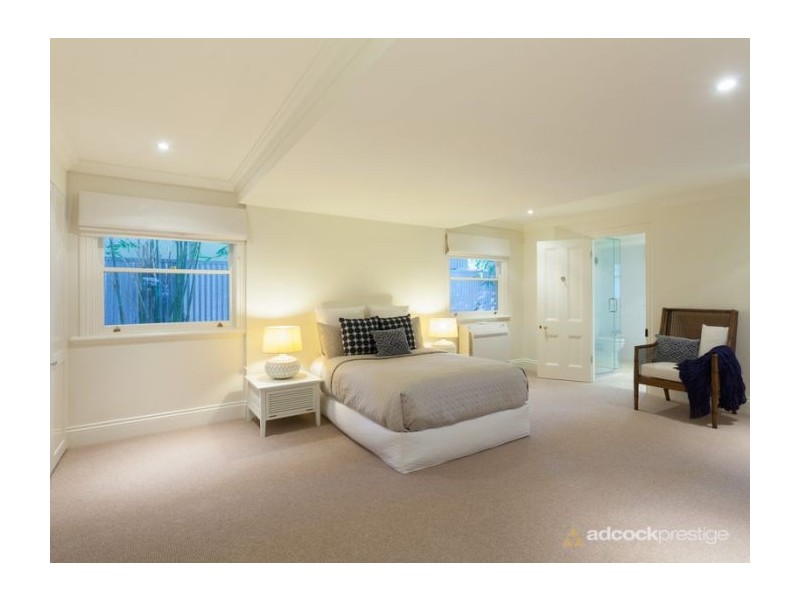 88 Laurel Avenue, Chelmer QLD 4068