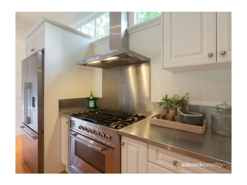 88 Laurel Avenue, Chelmer QLD 4068