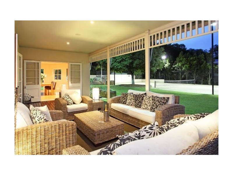 27 Mactier Street, Fig Tree Pocket QLD 4069