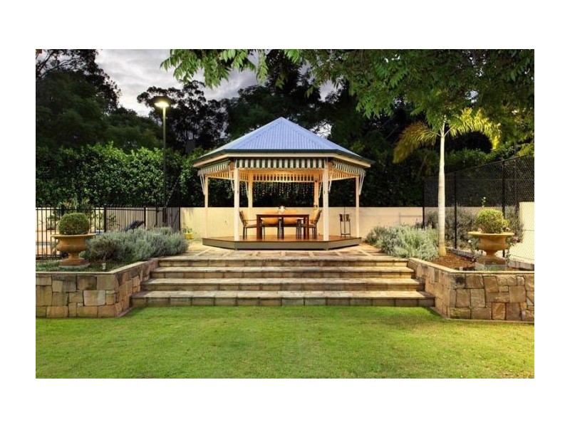 27 Mactier Street, Fig Tree Pocket QLD 4069