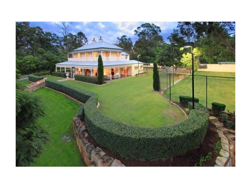 27 Mactier Street, Fig Tree Pocket QLD 4069