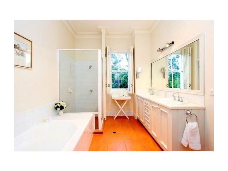 27 Mactier Street, Fig Tree Pocket QLD 4069