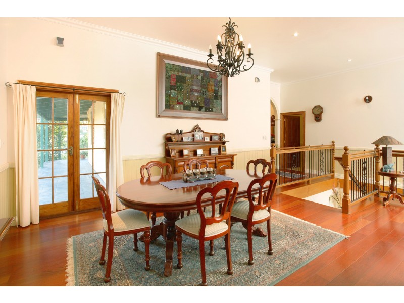 31 Wendouree Crescent, Westlake QLD 4074