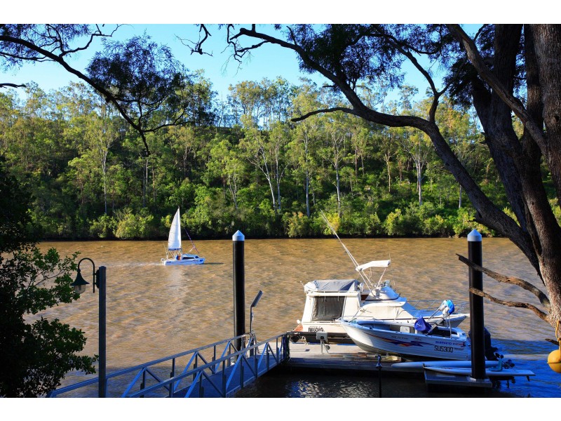 31 Wendouree Crescent, Westlake QLD 4074