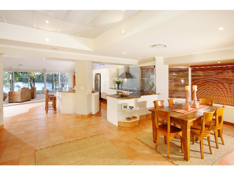 51 Lather Road, Bellbowrie QLD 4070