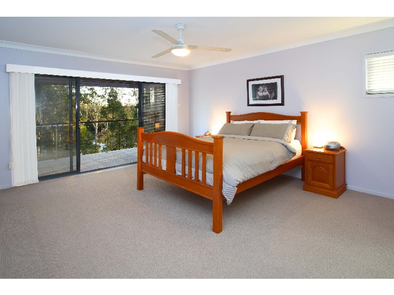 4 Amadeus Place, Westlake QLD 4074