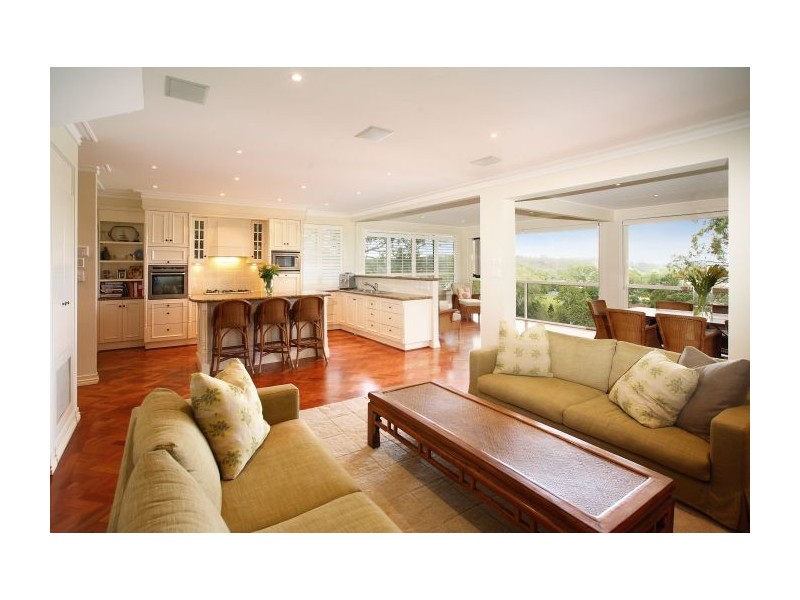 239 Dewar Terrace, Corinda QLD 4075