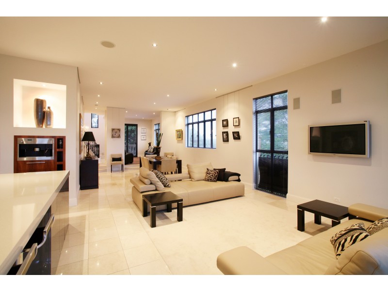 6 Ellis Street, Teneriffe QLD 4005