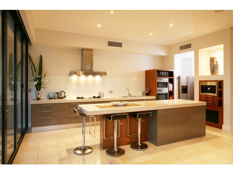 6 Ellis Street, Teneriffe QLD 4005