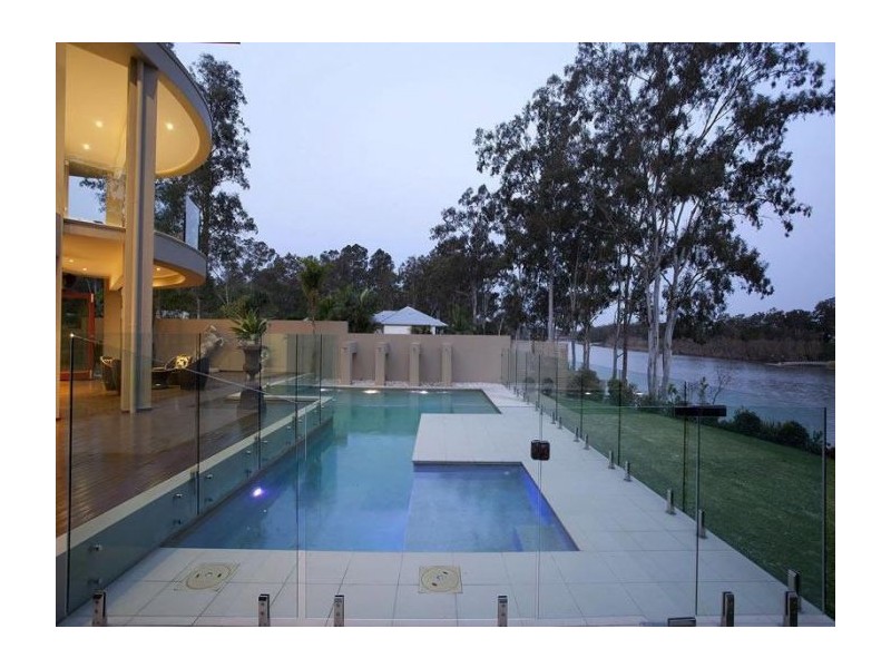 35 Kingfisher Place, Kenmore QLD 4069