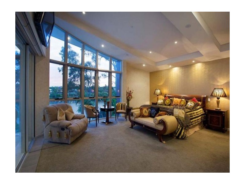 35 Kingfisher Place, Kenmore QLD 4069