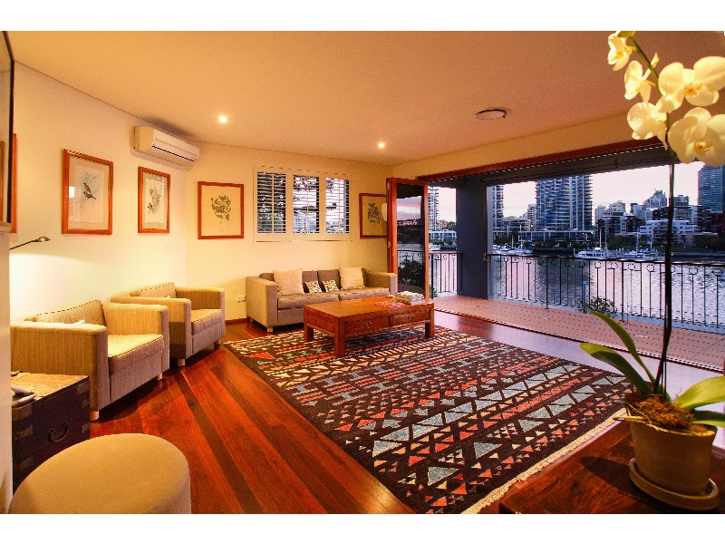 17 Julius Street, New Farm QLD 4005