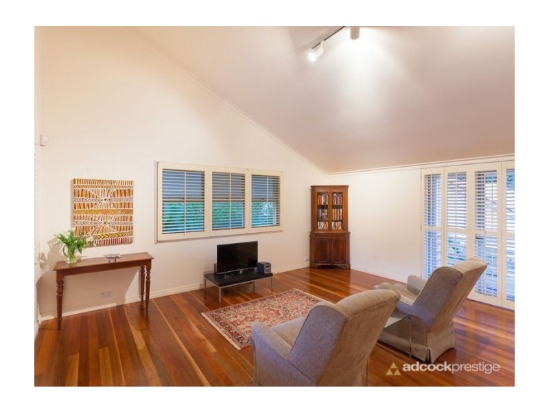 37 Laurel  Avenue, Chelmer QLD 4068