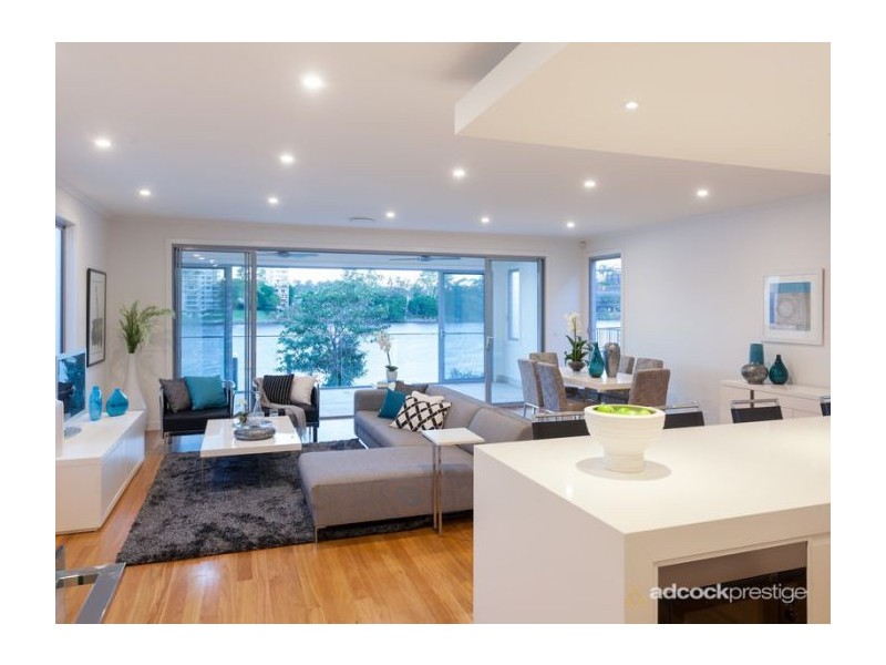 11 Avebury Street, West End QLD 4101