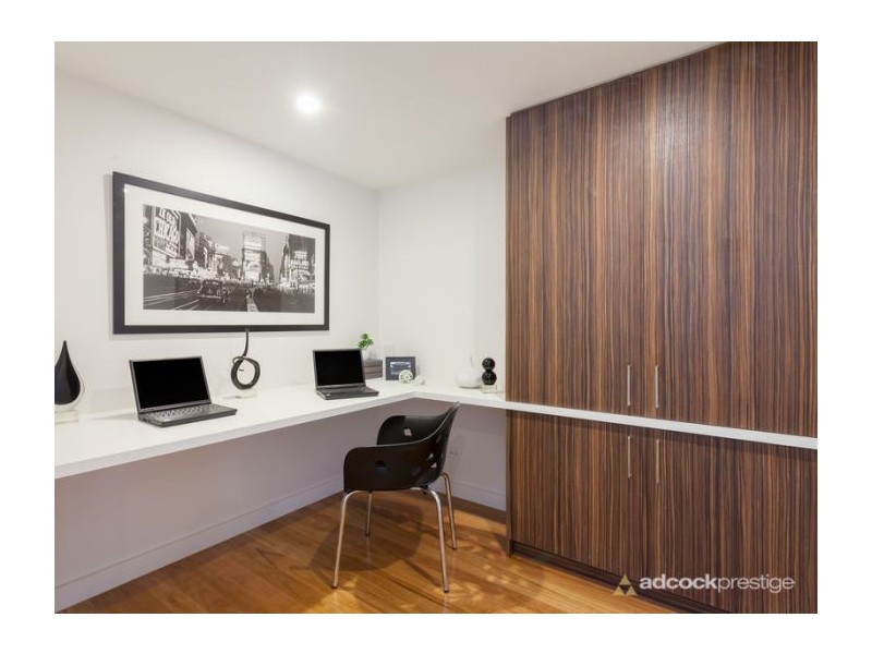 11 Avebury Street, West End QLD 4101