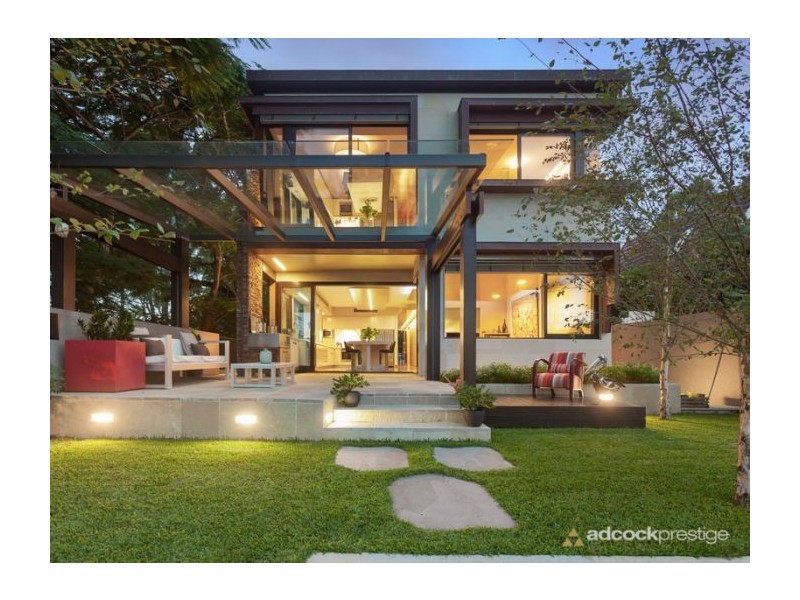 32 Hiron Street, St Lucia QLD 4067