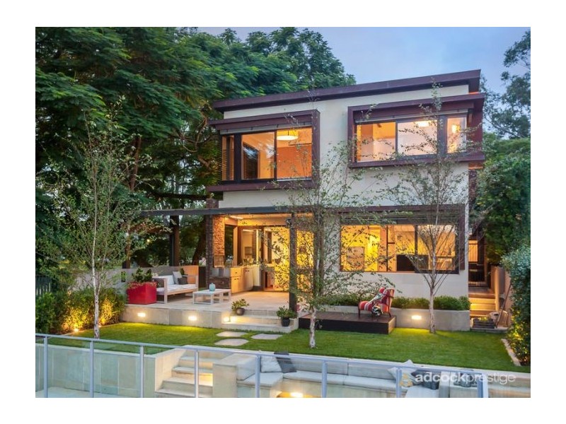 32 Hiron Street, St Lucia QLD 4067