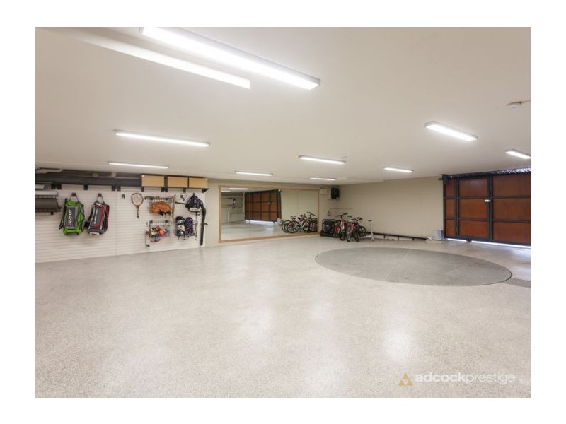 32 Hiron Street, St Lucia QLD 4067