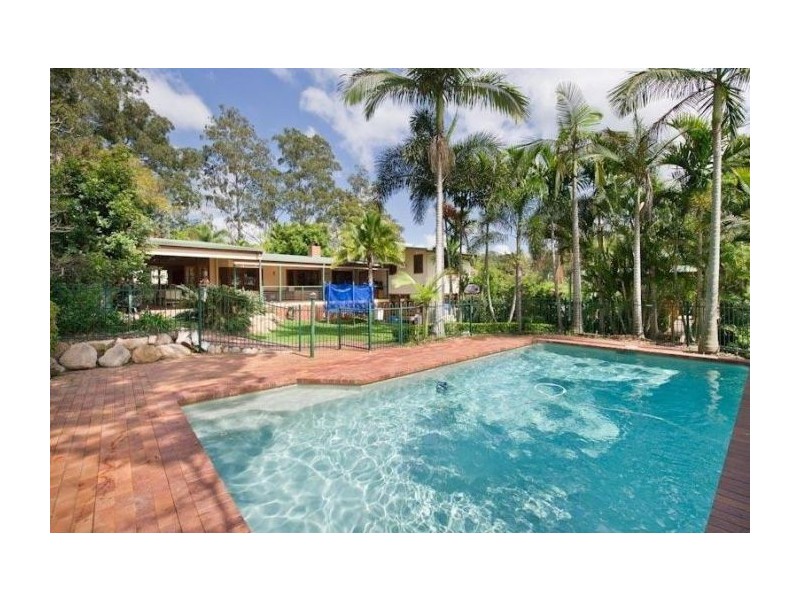 122-124 Harts Road, Indooroopilly QLD 4068