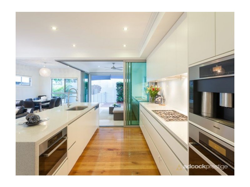 37 Orleigh Street, West End QLD 4101