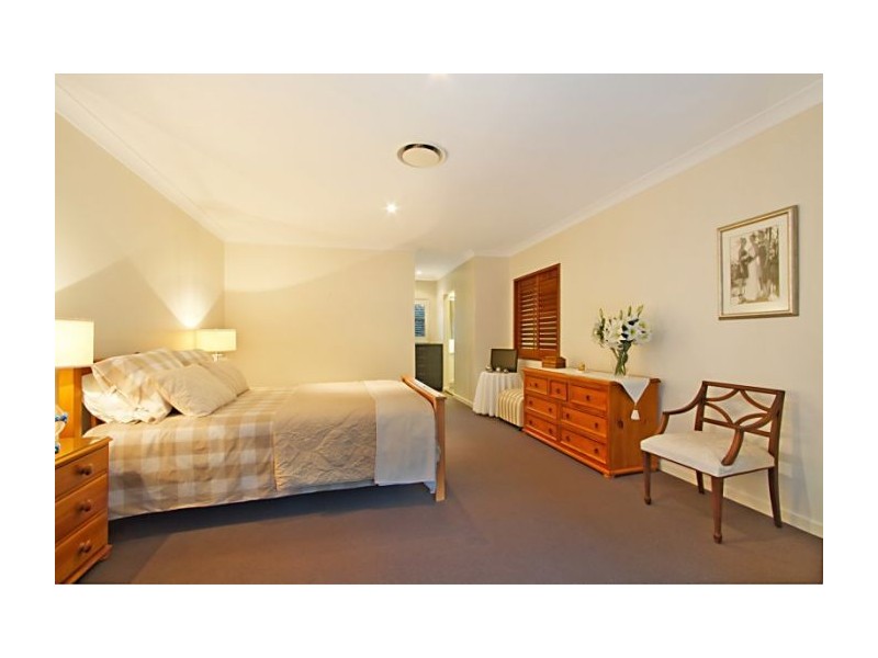 50 Baty Street, St Lucia QLD 4067